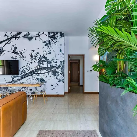Aphrodite Hills 2 Bed Flat L02 דירה *